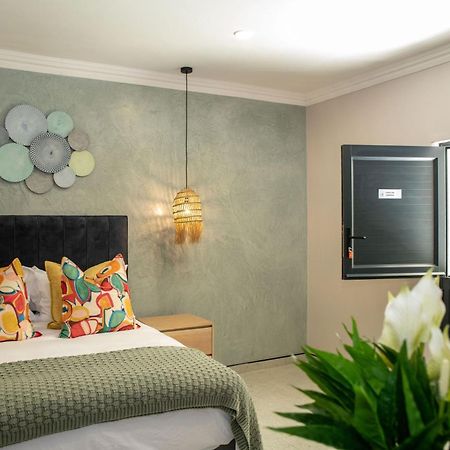 Iso'Bella Vita Guesthouse 팔라보르와 외부 사진