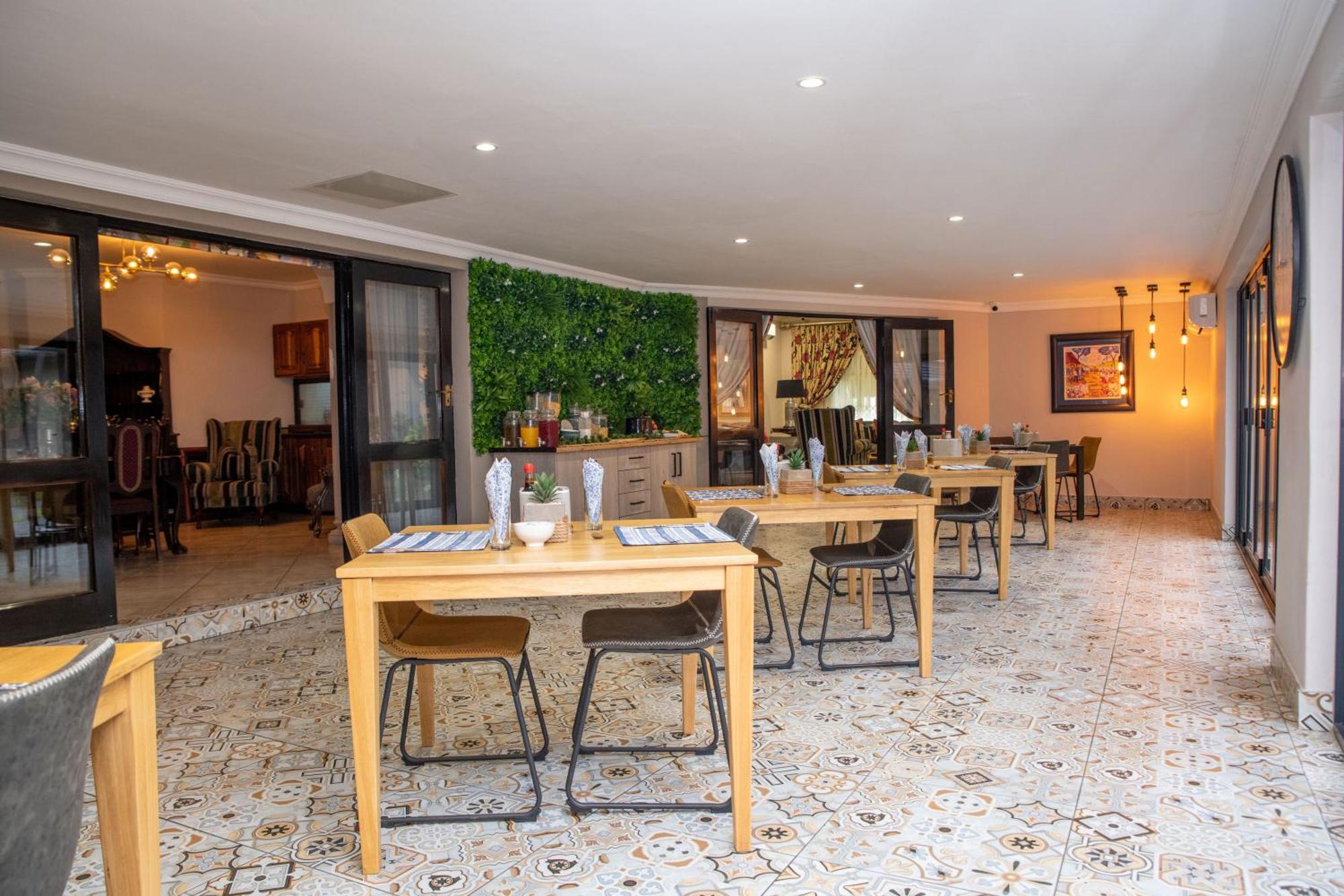 Iso'Bella Vita Guesthouse 팔라보르와 외부 사진
