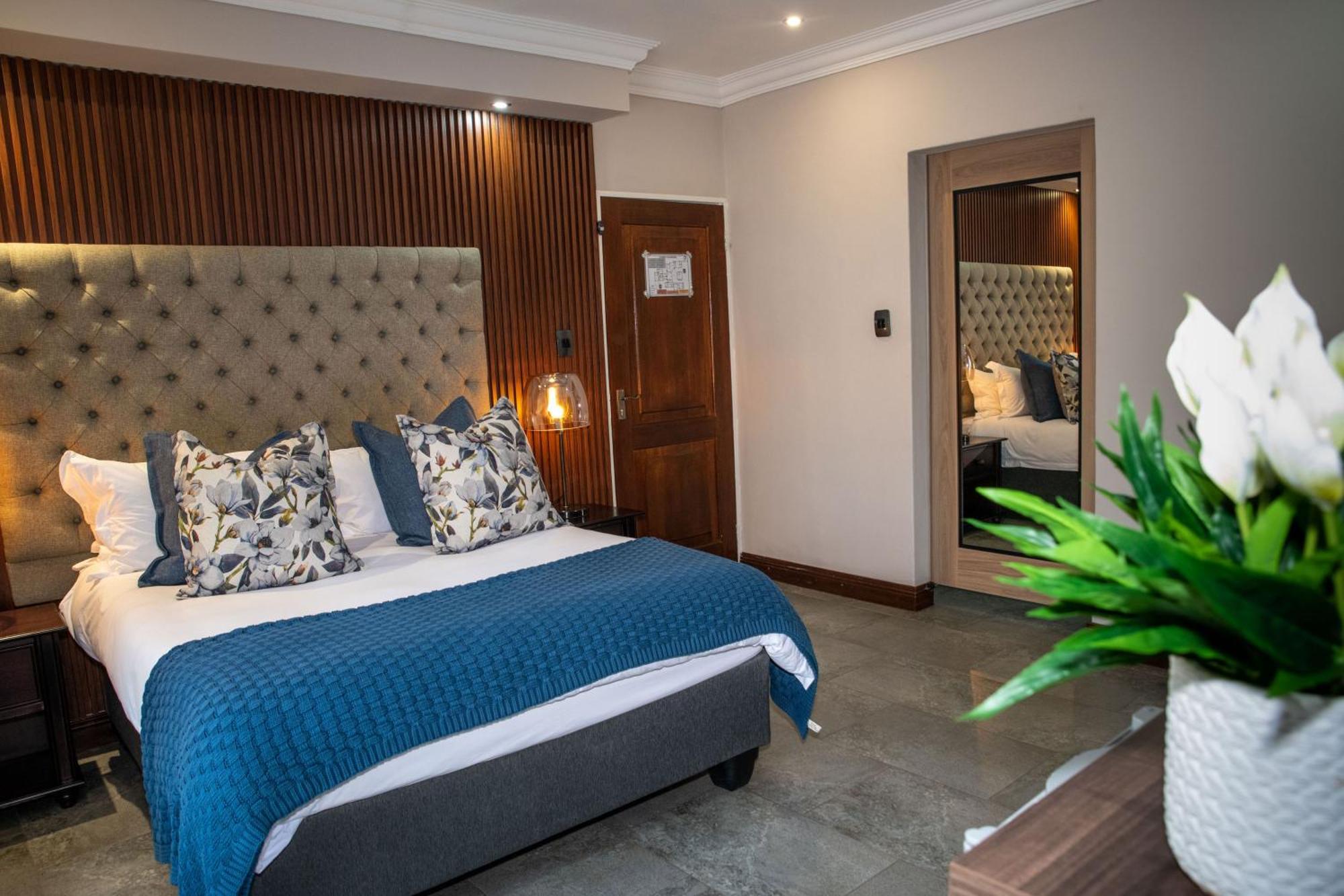 Iso'Bella Vita Guesthouse 팔라보르와 객실 사진