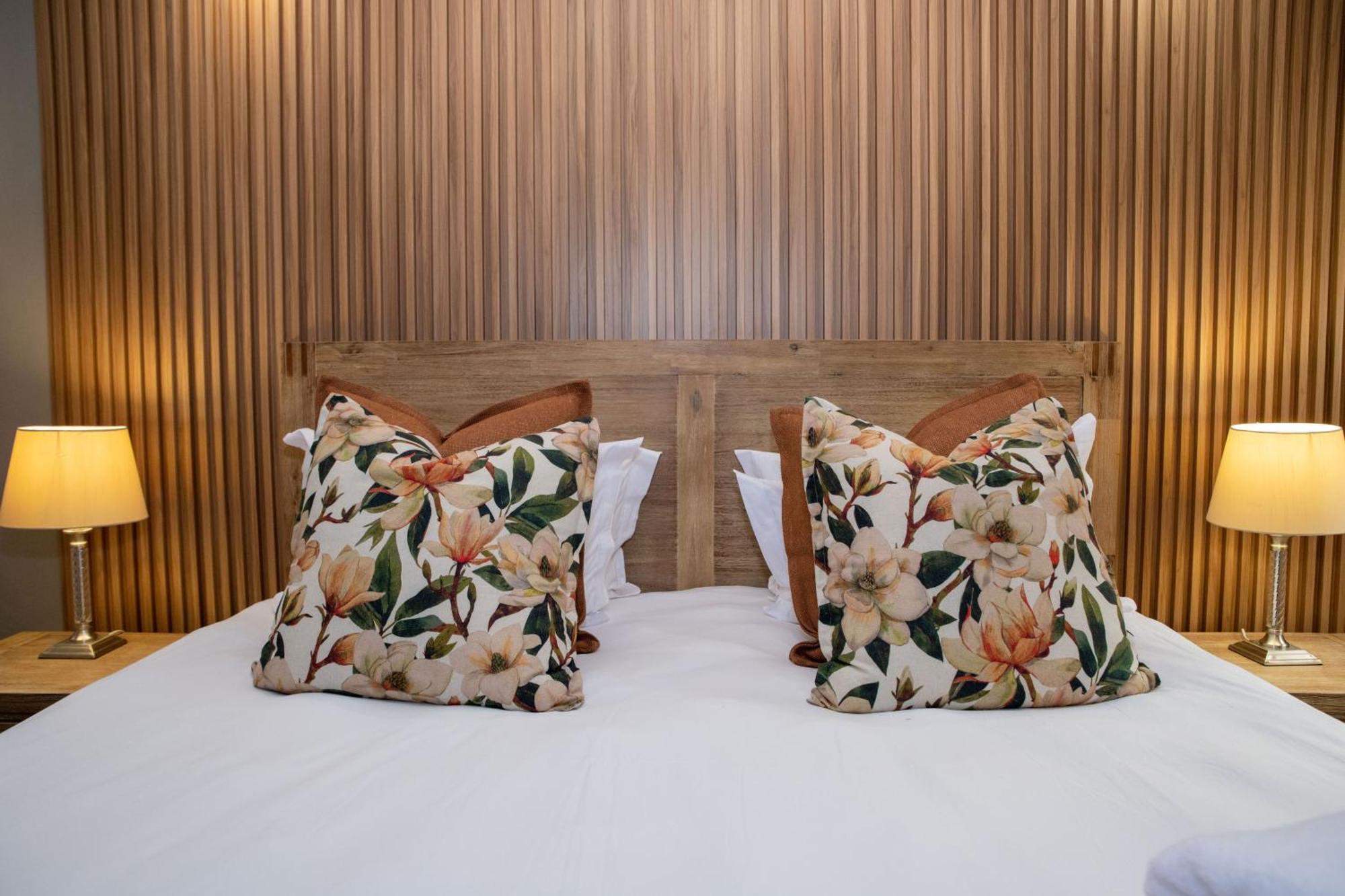 Iso'Bella Vita Guesthouse 팔라보르와 객실 사진