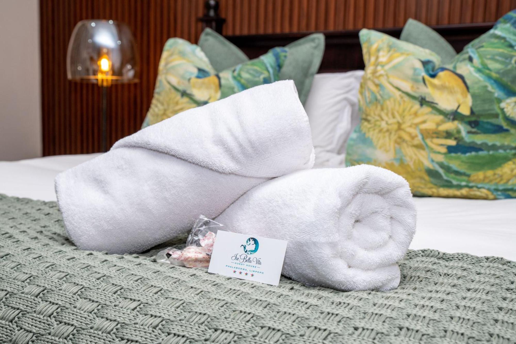 Iso'Bella Vita Guesthouse 팔라보르와 객실 사진