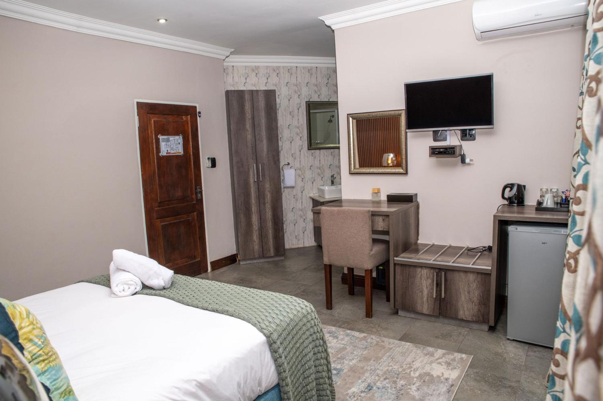 Iso'Bella Vita Guesthouse 팔라보르와 외부 사진
