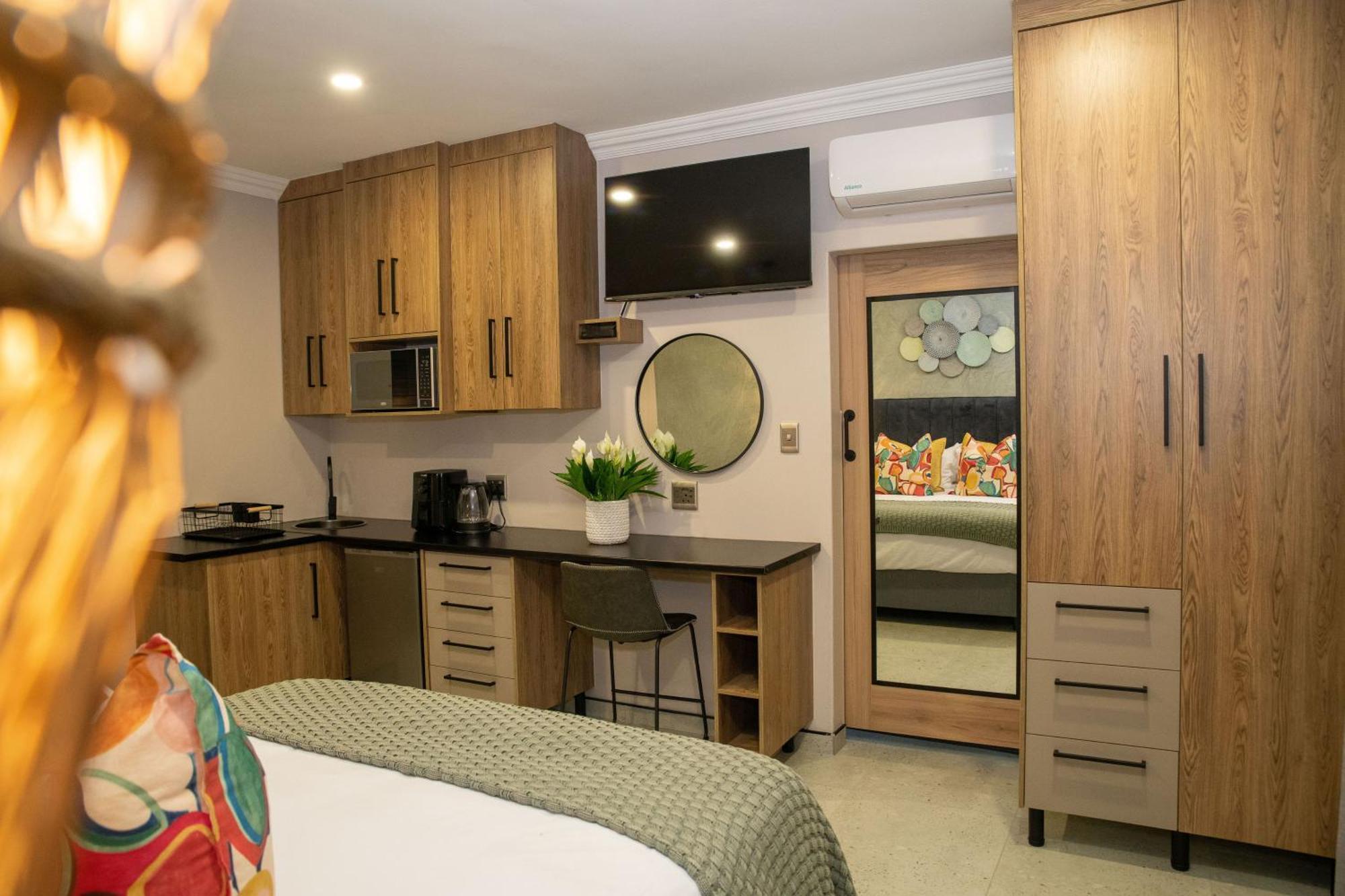 Iso'Bella Vita Guesthouse 팔라보르와 외부 사진