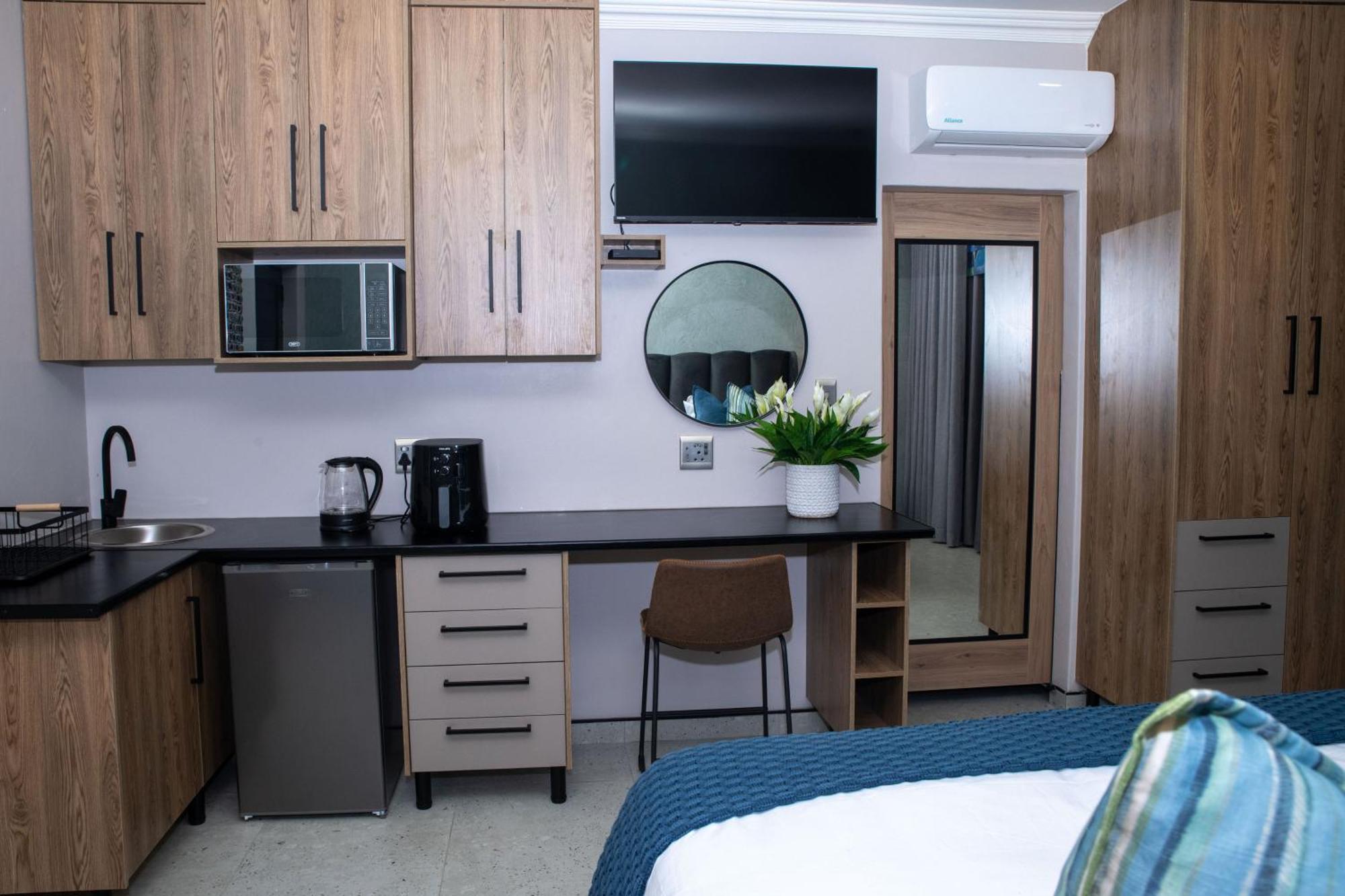 Iso'Bella Vita Guesthouse 팔라보르와 외부 사진