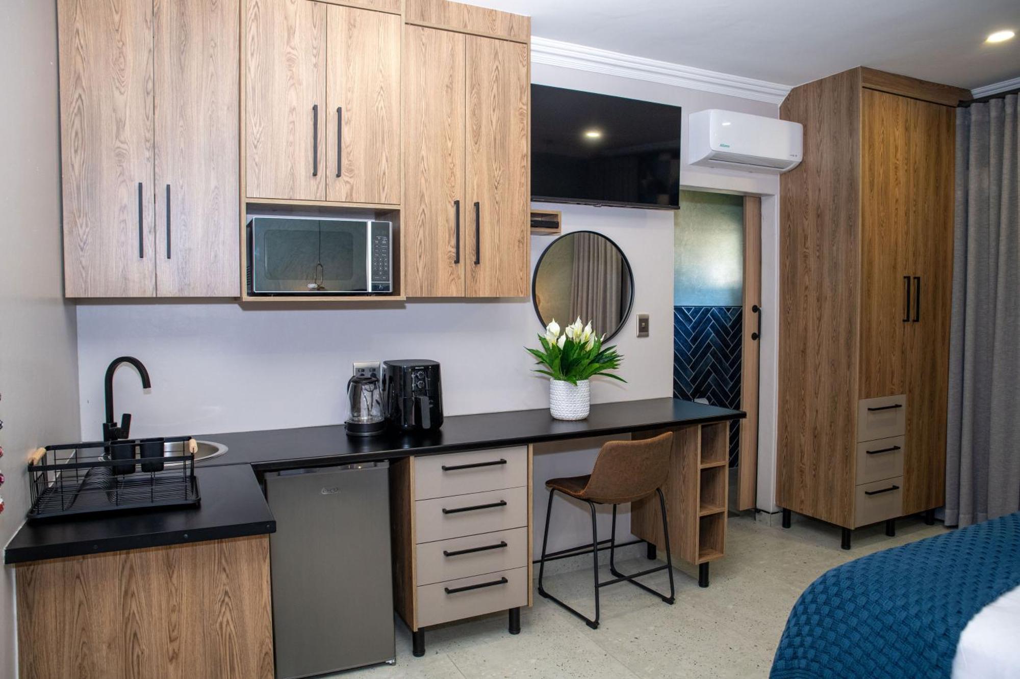 Iso'Bella Vita Guesthouse 팔라보르와 외부 사진